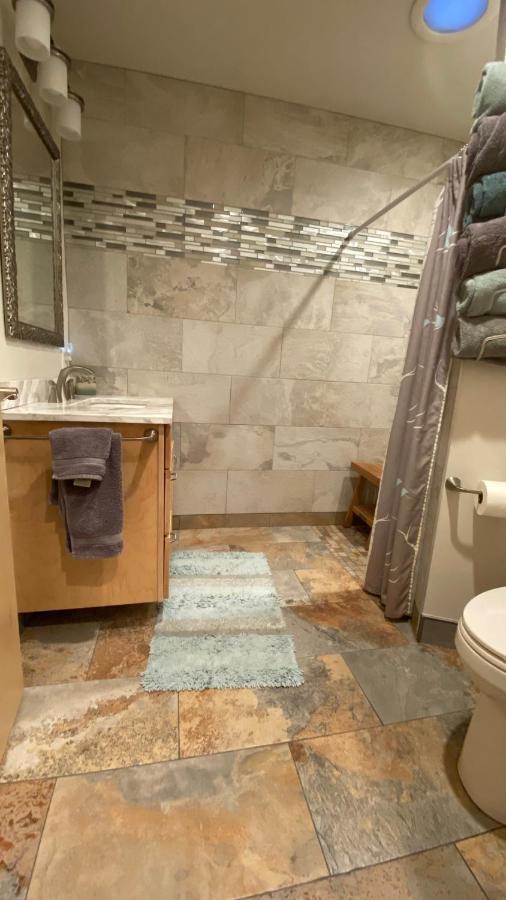 Eagle River Eagle Peak Guesthouse מראה חיצוני תמונה