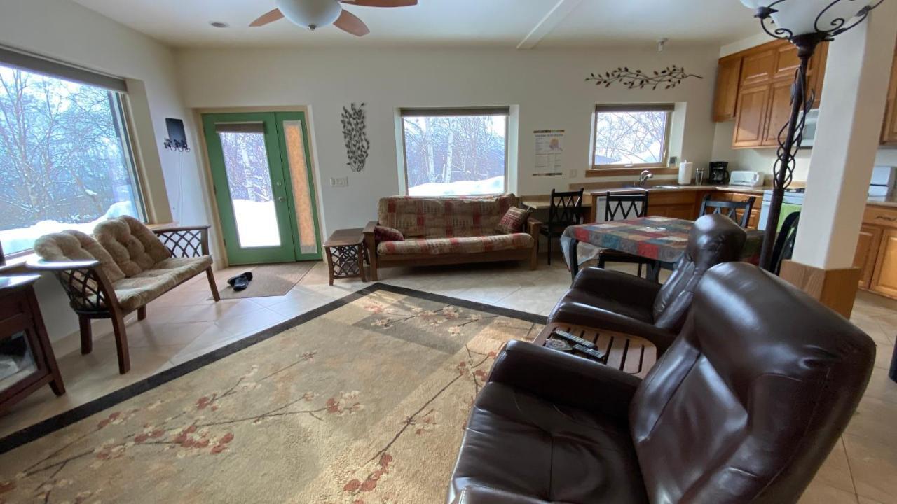 Eagle River Eagle Peak Guesthouse מראה חיצוני תמונה