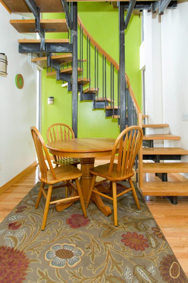 Eagle River Eagle Peak Guesthouse מראה חיצוני תמונה