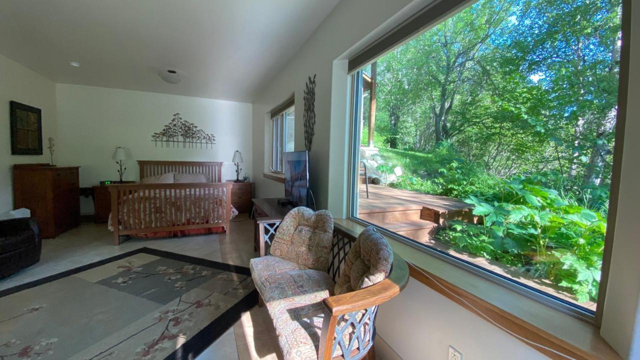 Eagle River Eagle Peak Guesthouse מראה חיצוני תמונה