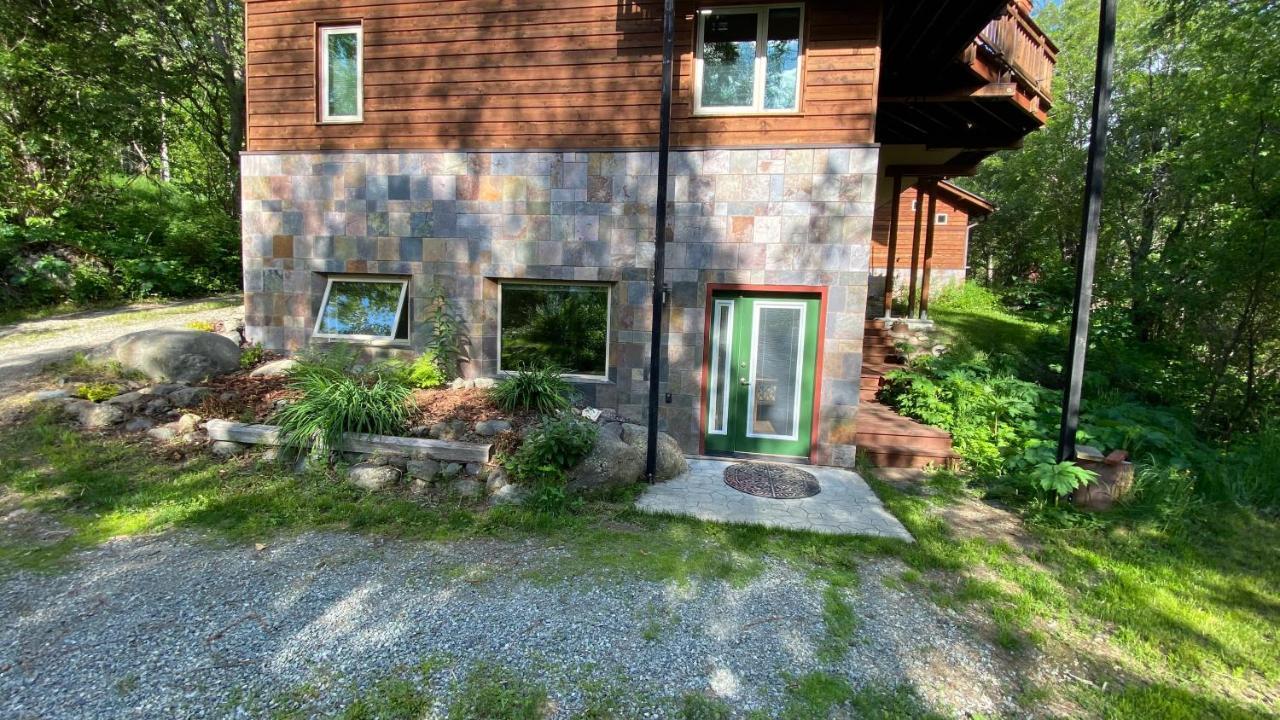Eagle River Eagle Peak Guesthouse מראה חיצוני תמונה