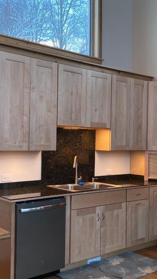 Eagle River Eagle Peak Guesthouse מראה חיצוני תמונה
