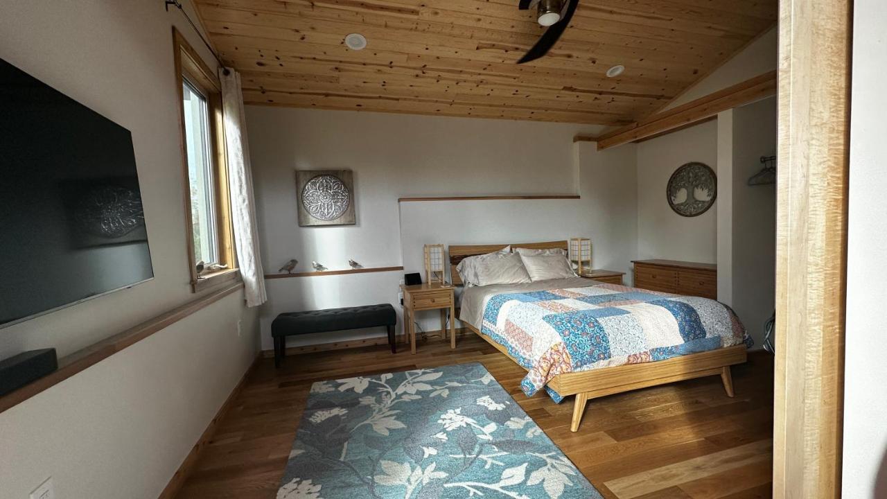Eagle River Eagle Peak Guesthouse מראה חיצוני תמונה